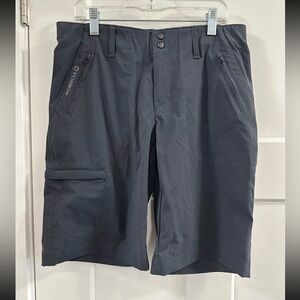 Women's size 4 Merrell Shorts